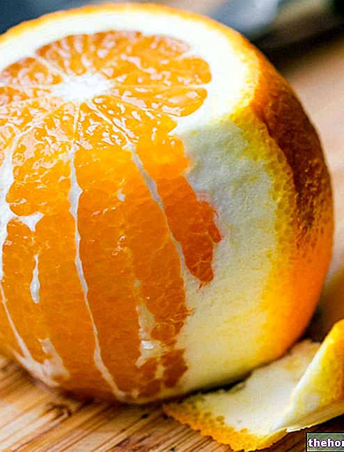 Comment éplucher une orange facilement