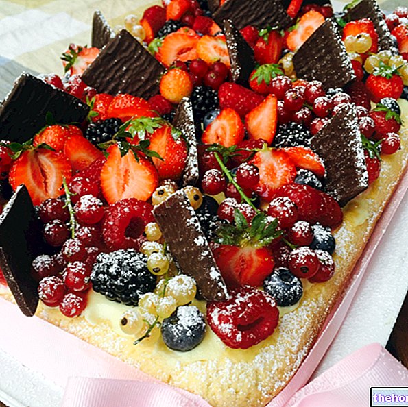 Mou와 말린 과일 타르트 - Engadine 케이크