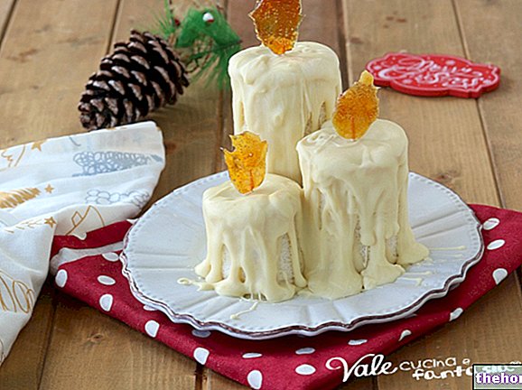 Pastel de Navidad - Velas dulces cubiertas de chocolate