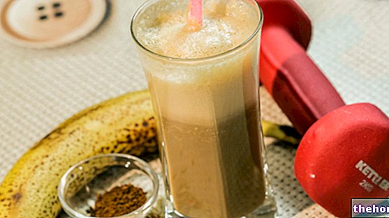Proteinový koktejl s ovesem, banánem a ječmenem