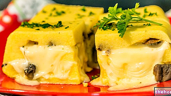 Polenta με μανιτάρια και τυρί - Γρήγορο και εύκολο ορεκτικό