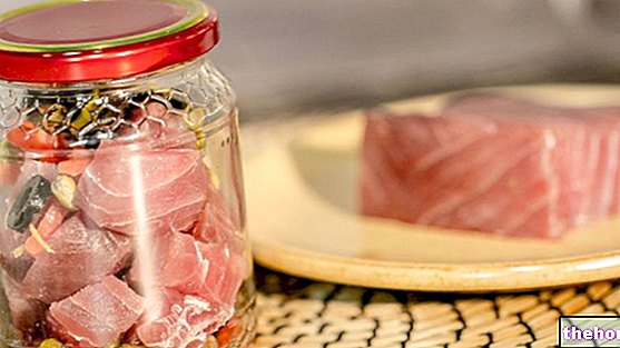 Vasokottura: kuidas küpsetada tuunikala klaaspurkides