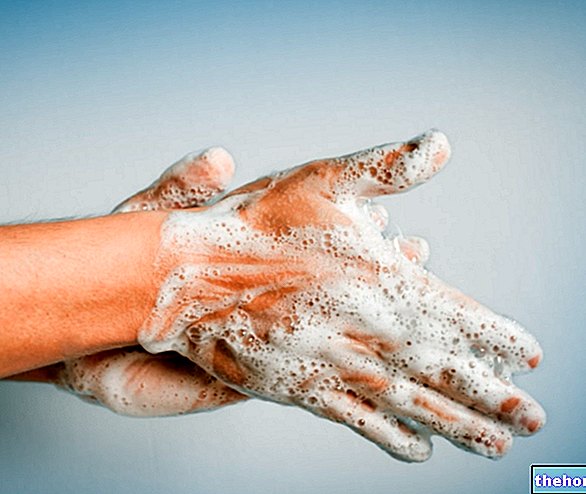 การล้างมือ: มีประโยชน์มากที่สุดอย่างไรและเมื่อไหร่?