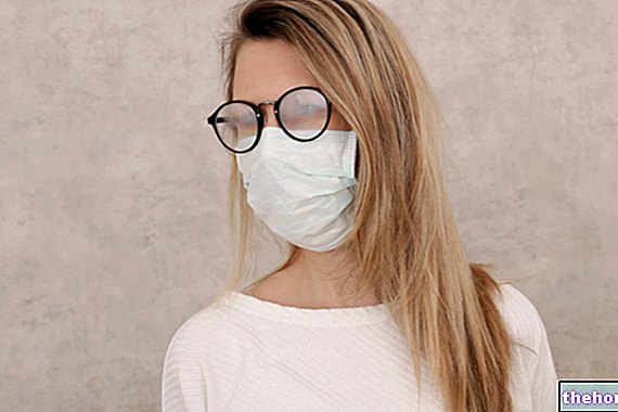 ¿Cómo evitar las gafas empañadas con la máscara?