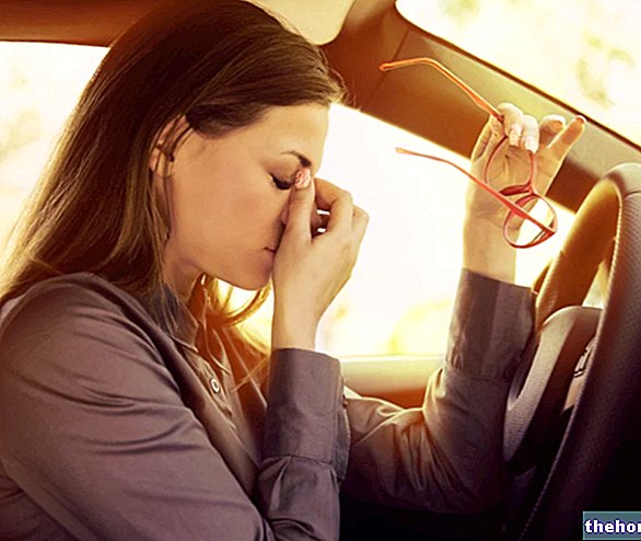 Udar snu podczas jazdy — sen i bezpieczeństwo na drodze