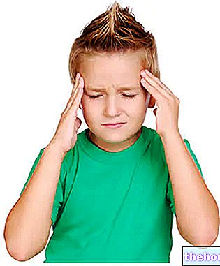 बच्चे में सिरदर्द: कारण और उपचार