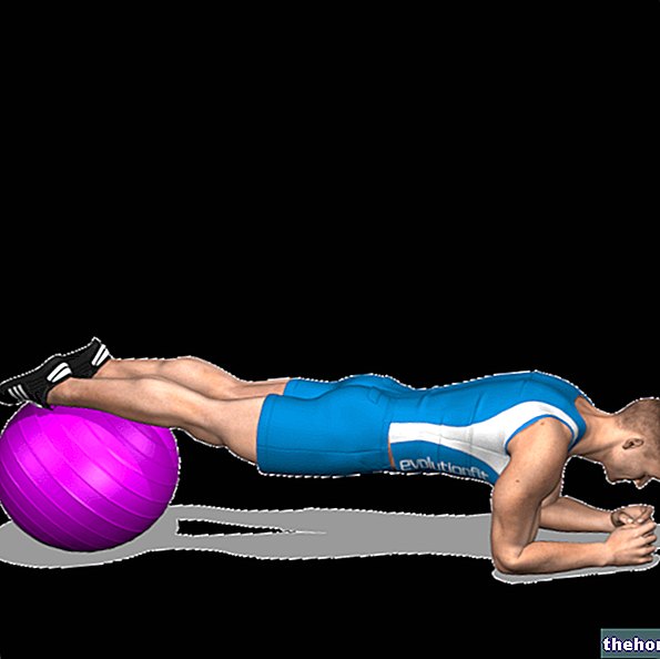Planche avec fitball