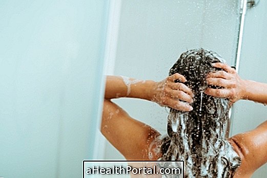 Comment se laver les cheveux correctement