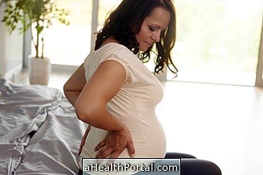 Comment soulager les maux de dos pendant la grossesse
